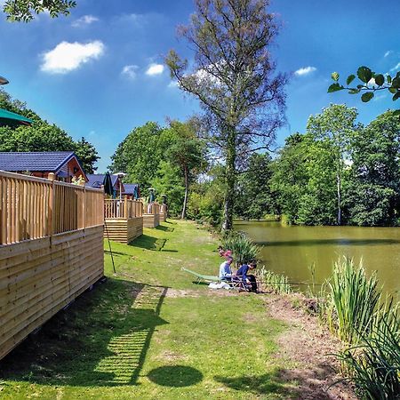Upton Lakes Lodges Cullompton Dış mekan fotoğraf